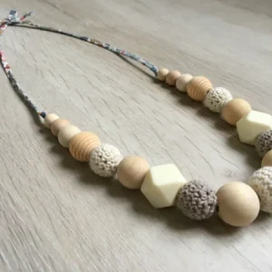 Collier de dentition Bois, tricot & silicone