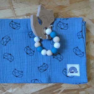 Lange bleu et Hochet – Moomie X Mawen Materne